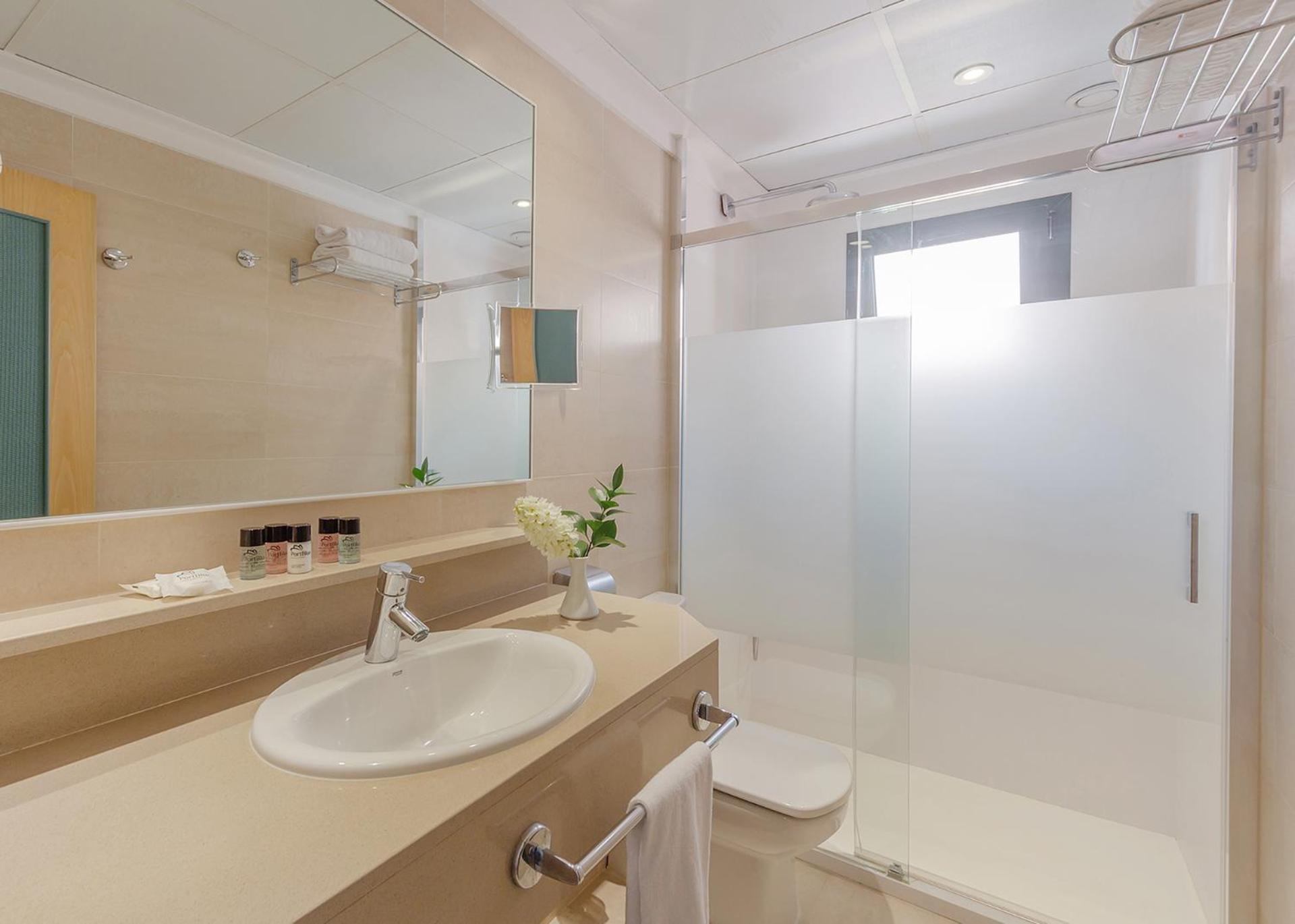 Economy Double or Twin Room